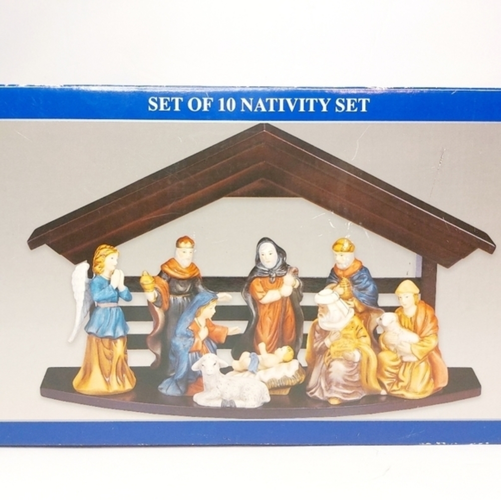 Bon Ton Nativity Set Handcrafted and Porcelain Collectible‎ Original Box